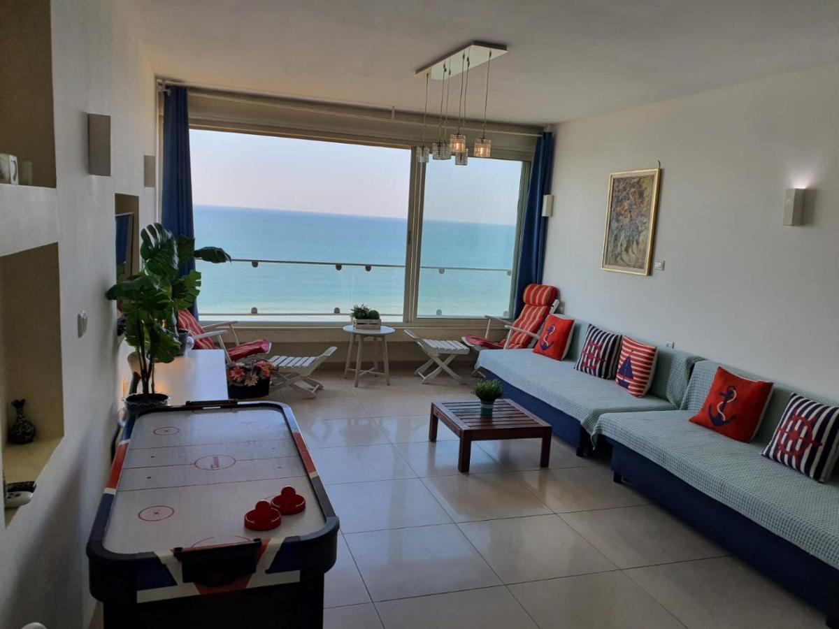 Magic On The Sea-Suites With A Private Jacuzzi And A Private Sea View Netanya Exterior foto