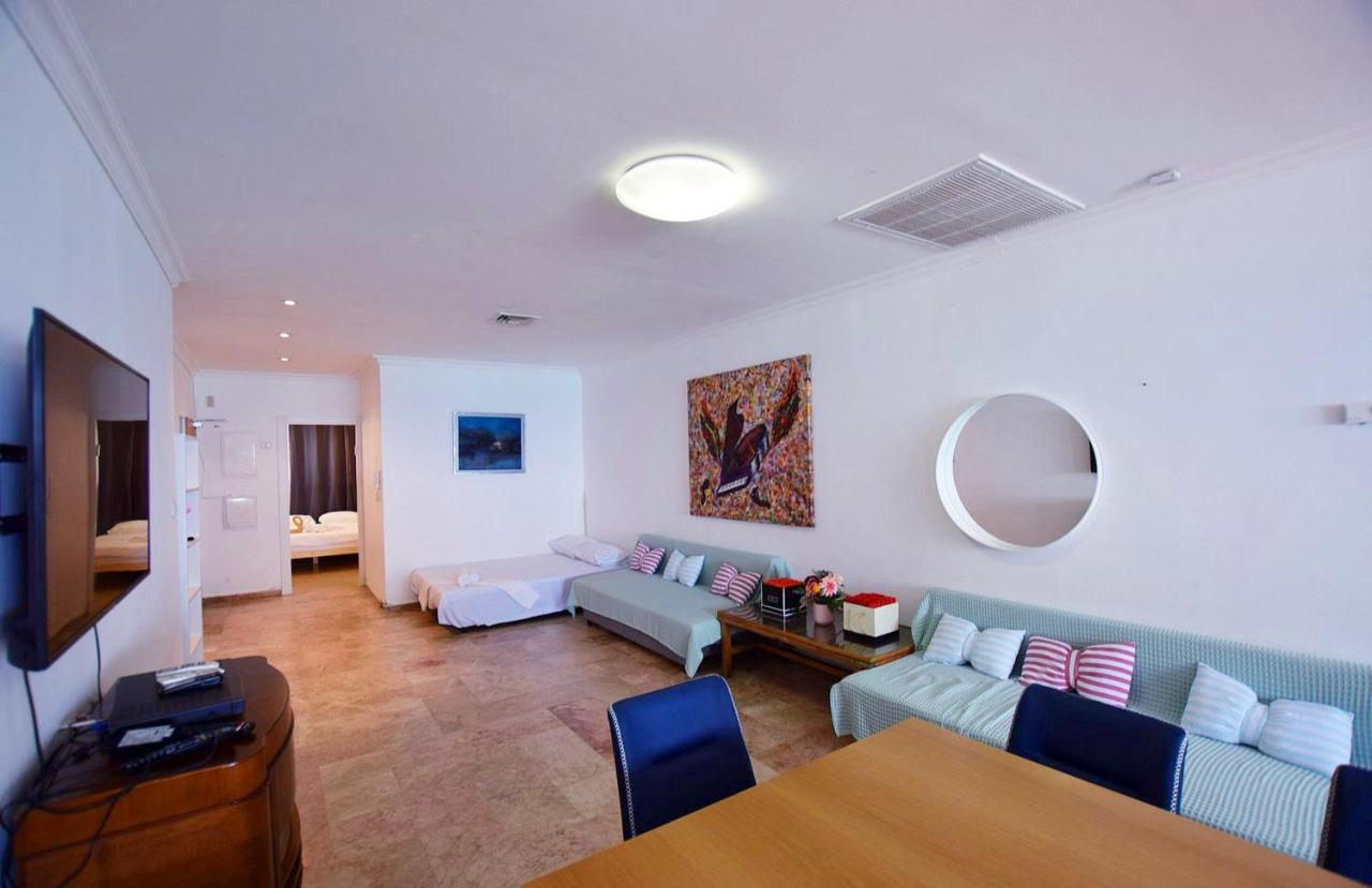 Magic On The Sea-Suites With A Private Jacuzzi And A Private Sea View Netanya Exterior foto