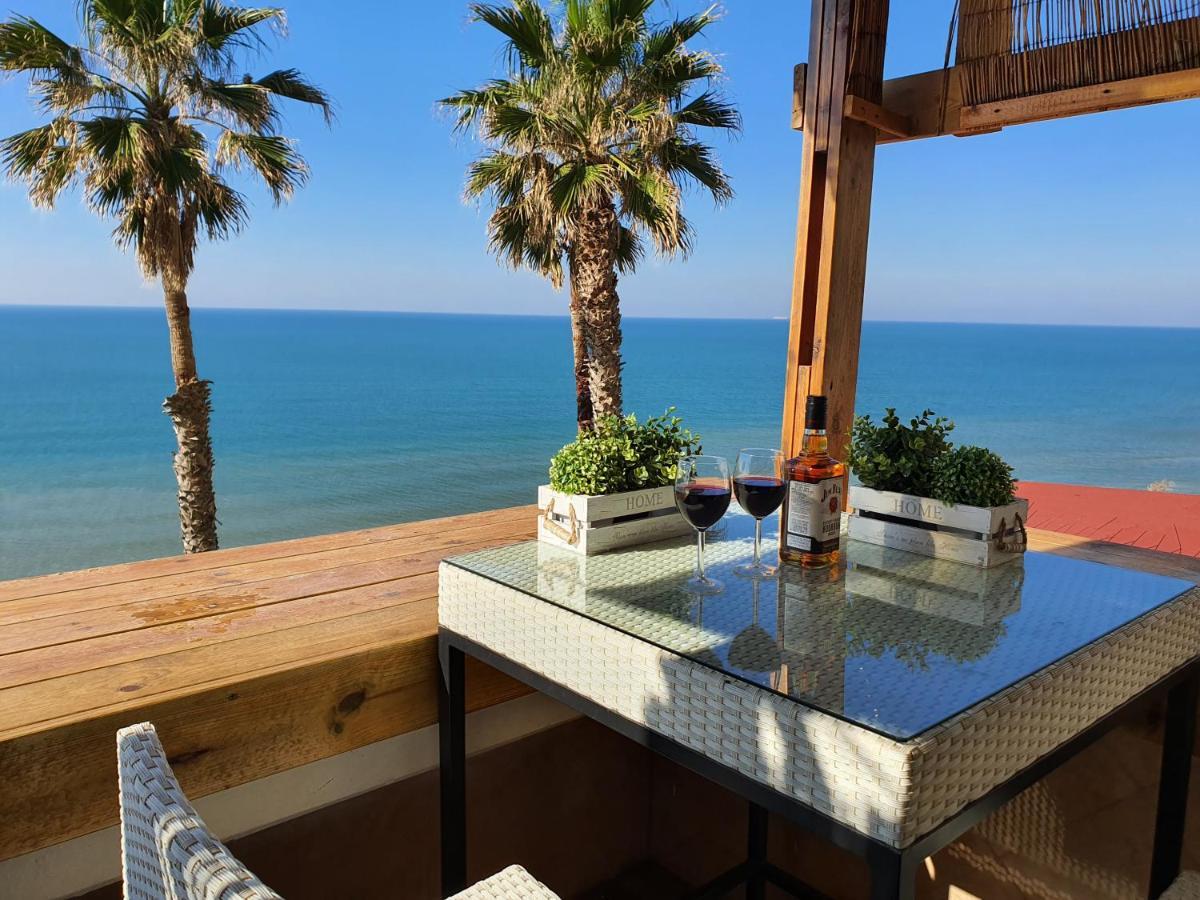 Magic On The Sea-Suites With A Private Jacuzzi And A Private Sea View Netanya Cameră foto
