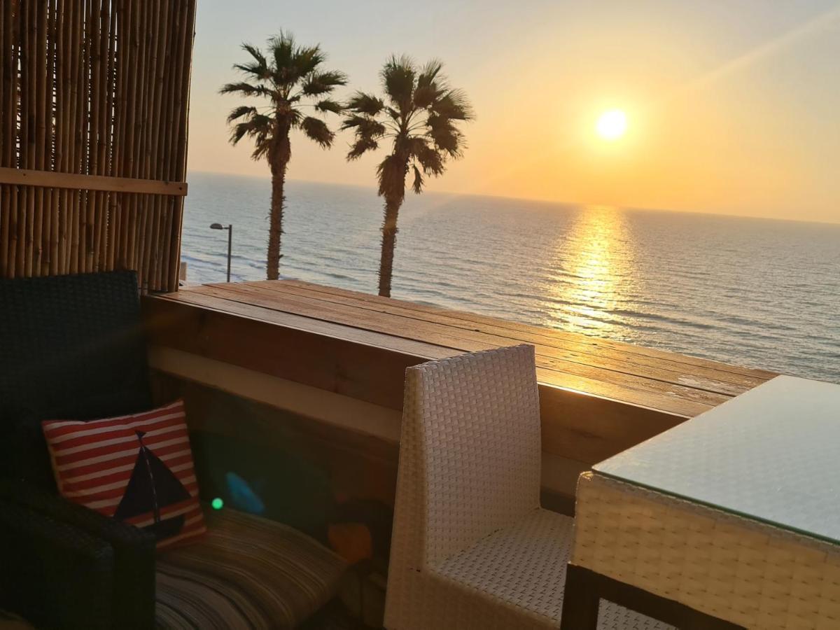 Magic On The Sea-Suites With A Private Jacuzzi And A Private Sea View Netanya Exterior foto
