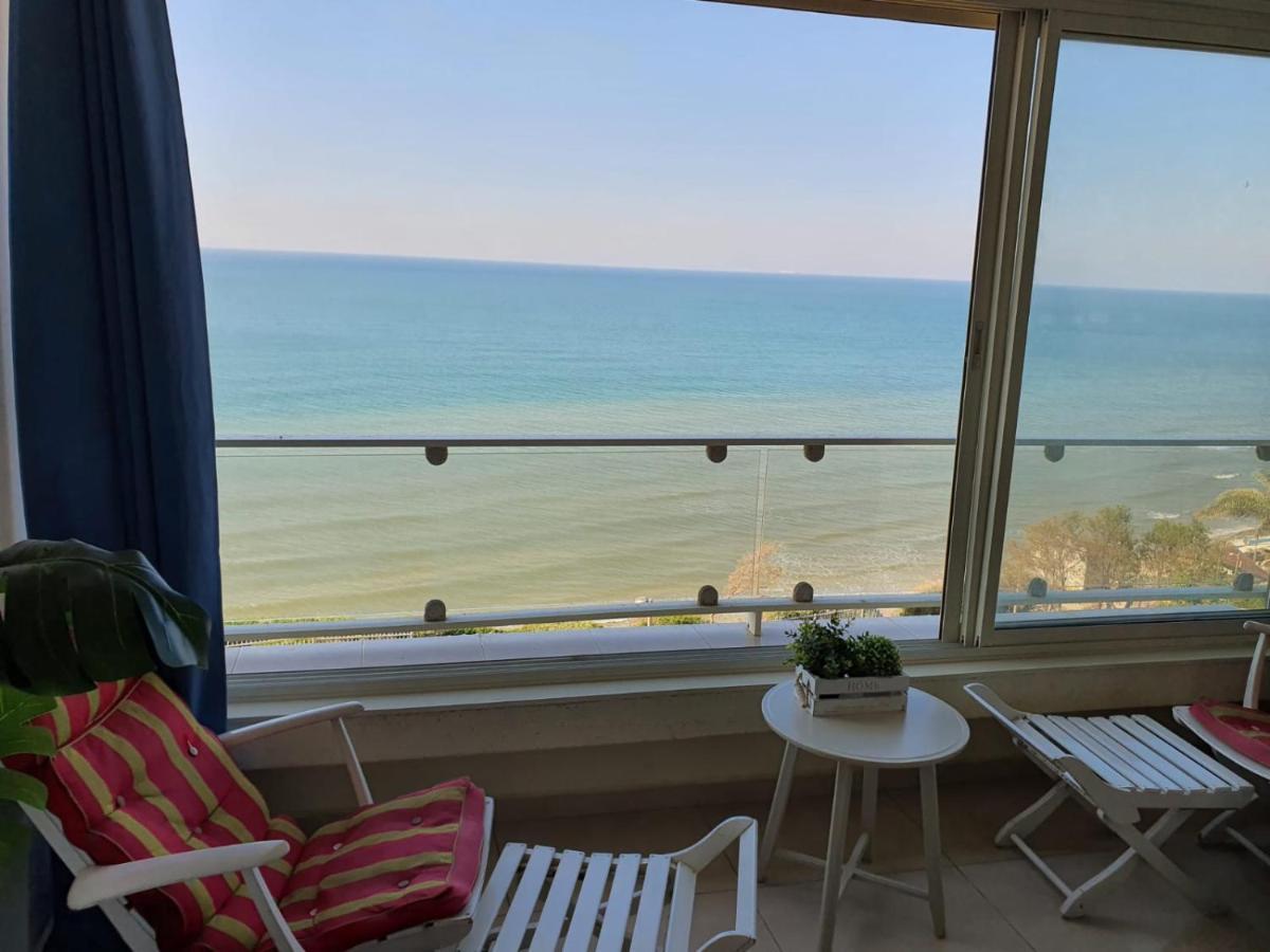 Magic On The Sea-Suites With A Private Jacuzzi And A Private Sea View Netanya Exterior foto