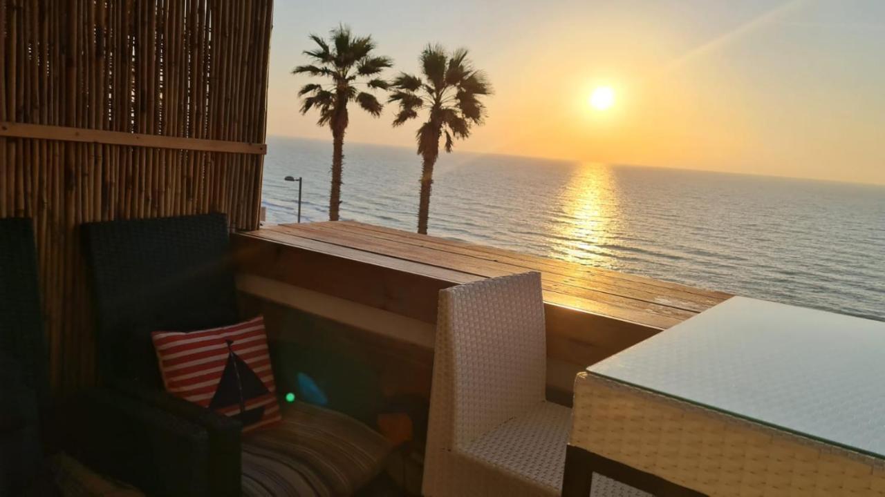 Magic On The Sea-Suites With A Private Jacuzzi And A Private Sea View Netanya Exterior foto