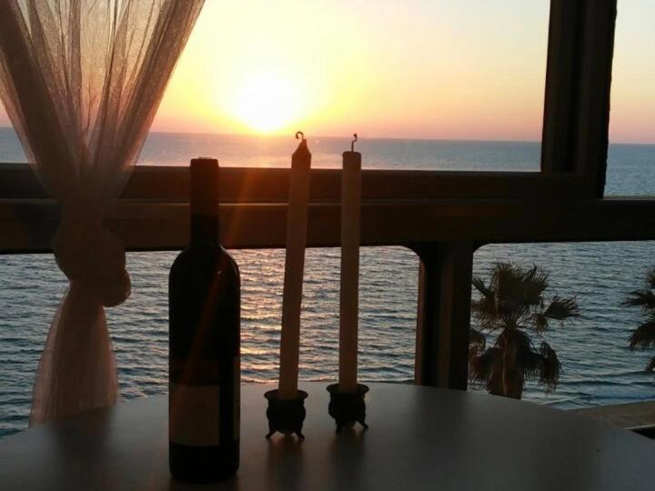 Magic On The Sea-Suites With A Private Jacuzzi And A Private Sea View Netanya Exterior foto